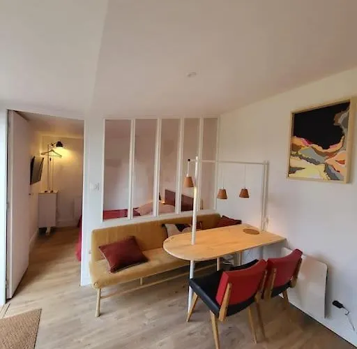 L'annexe De La Verrerie * Cognac