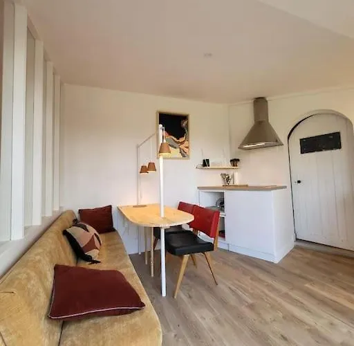 L'annexe De La Verrerie * Cognac